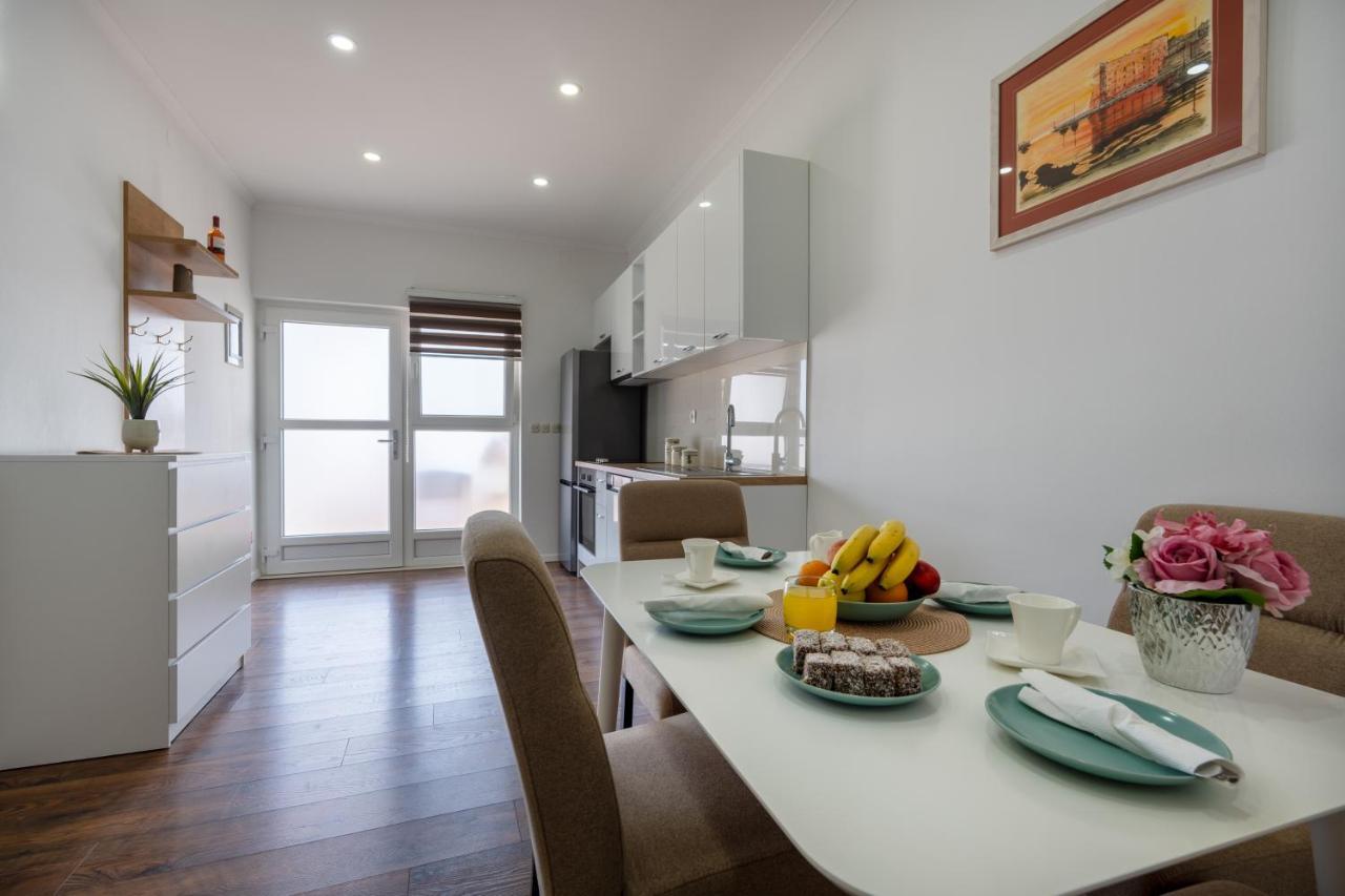 Ivano Apartment Стон Екстериор снимка